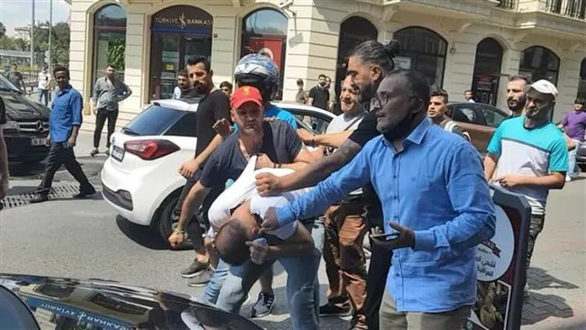 İstanbul’da iğrenç olay! Arkadaşının eşini otele çağırdı ortalık karıştı - 3