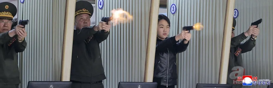 Atış poligonunda veliaht provası: Kim Jong-un kızını sahaya çıkardı 2