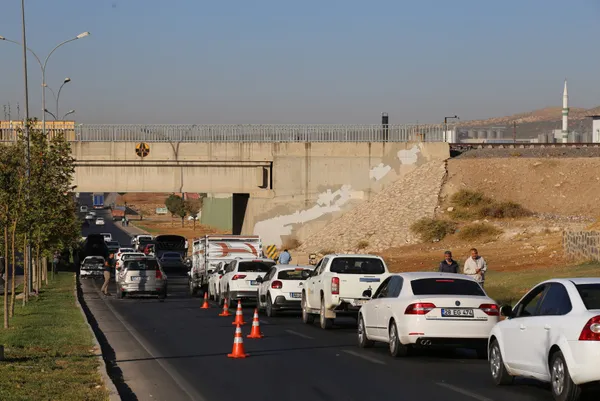 Son mesai gününde İstanbul’da trafik yoğunluğu yaşanıyor