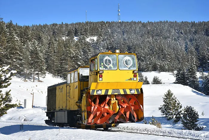 son-dakika-tcdd-kar-yagisi-icin-alarma-gecti-1642784085076.jpg Son dakika: TCDD kar yağışı için alarma geçti - 2