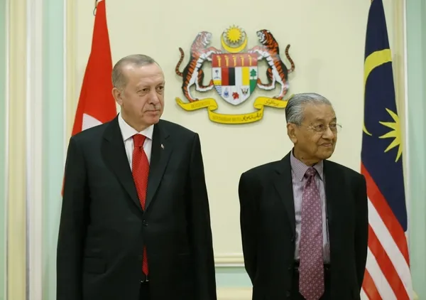Başkan Erdoğan, Malezya'da! Türkiye ile Malezya arasında 15 kritik anlaşma - 9