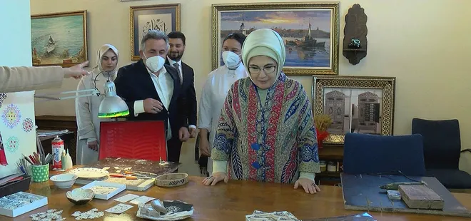 Emine Erdoğan Tekâmül Sürdürülebilir Sanat Sergisi’nin açılışını yaptı
