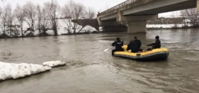 46 dalgıç, Muş’ta Karasu Nehri’ne düşen Yağmur’u arıyor