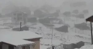 Rize’de yüksek kesimlere kar yağdı