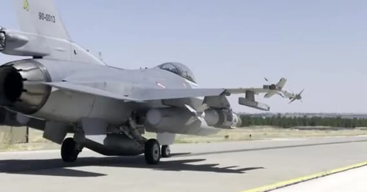 Son dakika: Türk jetleri Irak'ın kuzeyindeki Metina'yı bombaladı