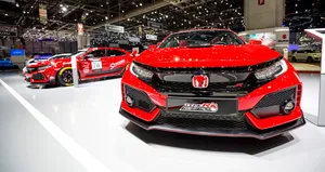 Rekorların peşinde...