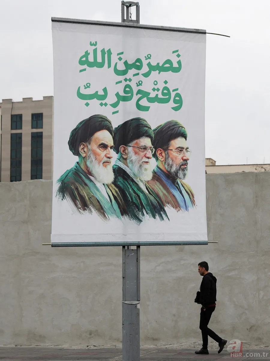 Tahran’da posterler, meydanlarda biat törenleri... İran'ın yeni dini lideri Mücteba Hamaney nerede? 3