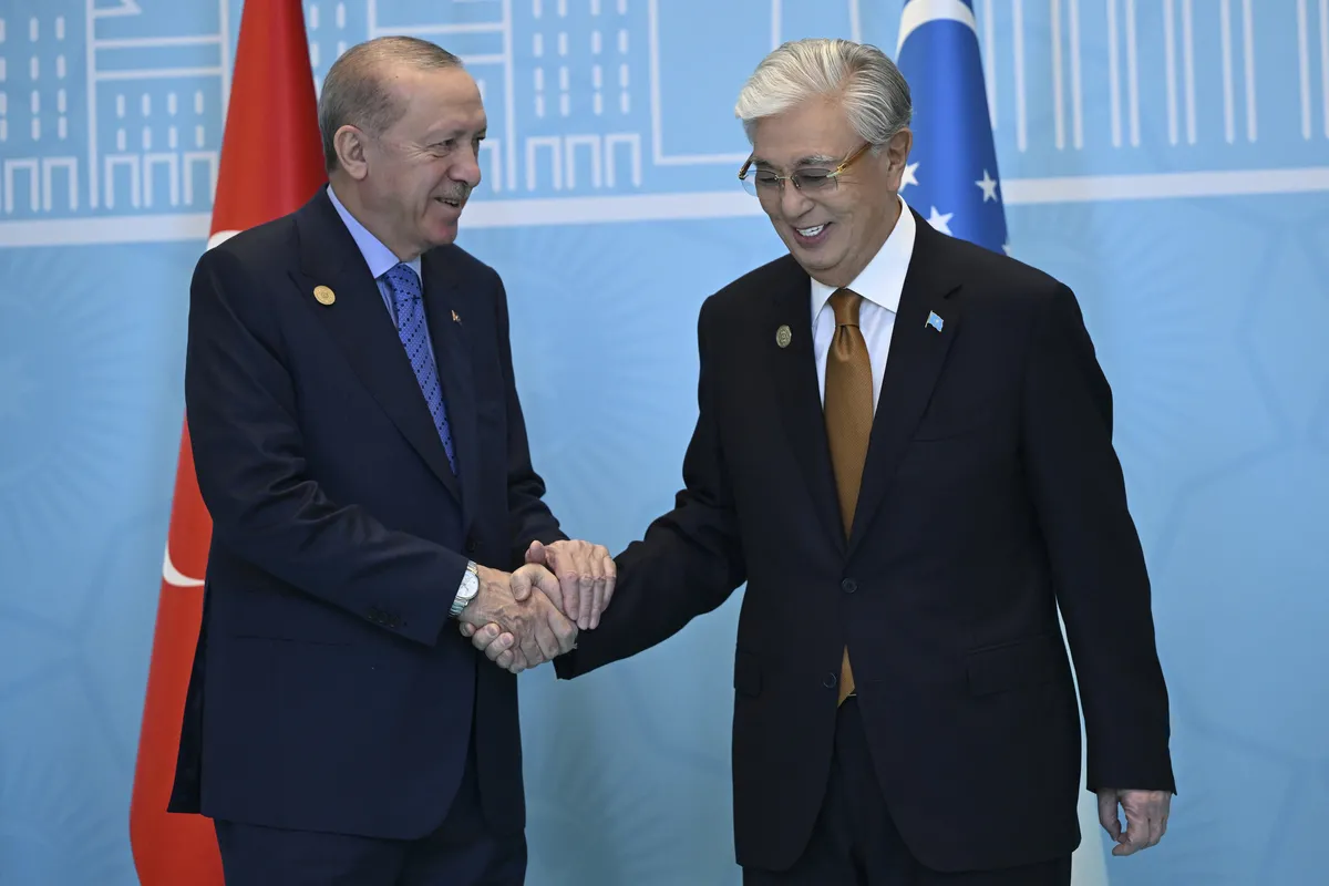 Türk dünyasından Başkan Erdoğan ve Türkiye'ye övgü! - 1
