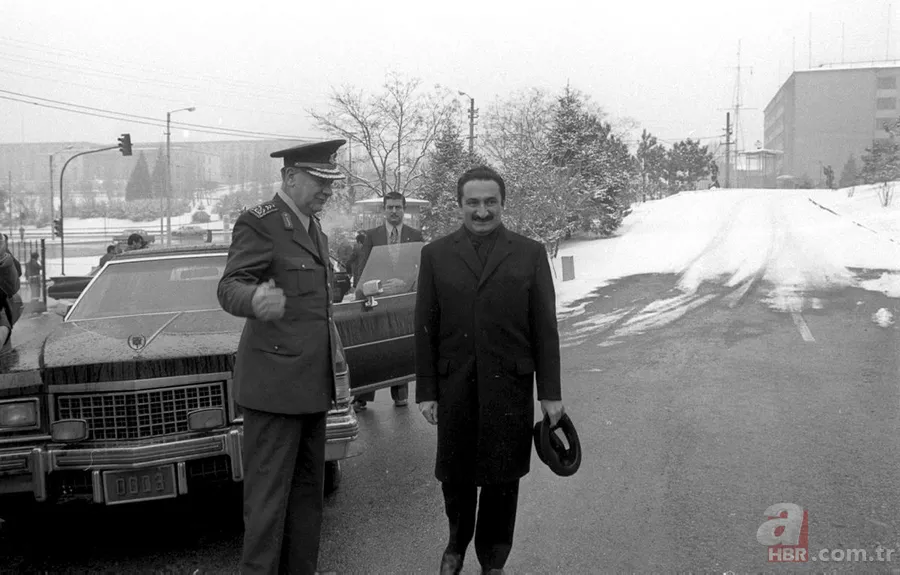 Eski Genelkurmay Başkanı Semih Sancar'ın madalyaları bit pazarından çıktı 4