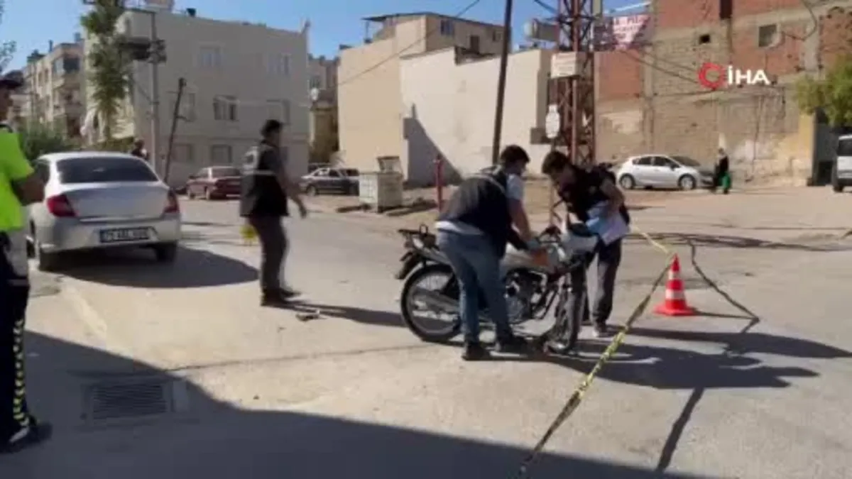 Kilis'te motosiklet ile otomobil çarpıştı