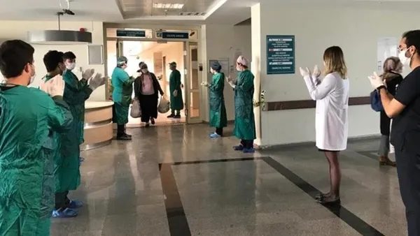son-dakika-vali-mujdeyi-verdi-vaka-sayilari-son-9-ayin-en-dusuk-seviyesinde-1610462998090.jpg Son dakika...Vali müjdeyi verdi: Vaka sayıları son 9 ayın en düşük seviyesinde! - 3