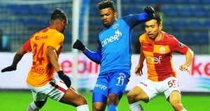 Galatasaray evinde lider Kasımpaşa’yı farklı geçti