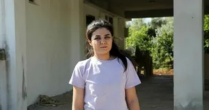 Melek İpek servis şoförlüğüne başladı!