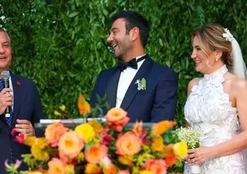 Lüksün kaynağı yolsuzluk! Rıza Akpolat'ın eşinden komik savunma! Takılarını bozdurduğu kuyumcuyu hatırlamadı