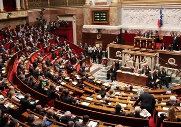 Fransa Meclisi savaş suçlarının inkarının cezalandırılmasını istedi