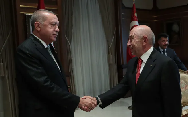 Başkan Erdoğan, TFF Başkanı Nihat Özdemir’i kabul etti