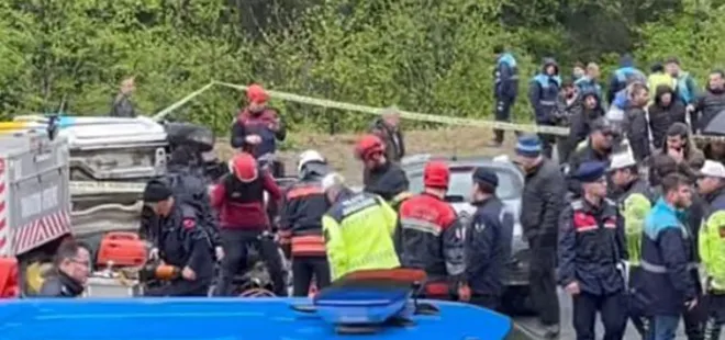 Trabzon'da iki otomobil çarpıştı: 6 yaralı