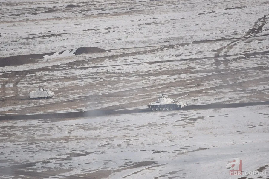 Eksi 19 derecede tam isabet! Kars'ta hedefler vuruldu | İnsansız zırhlı muharebe aracı sahnede 2