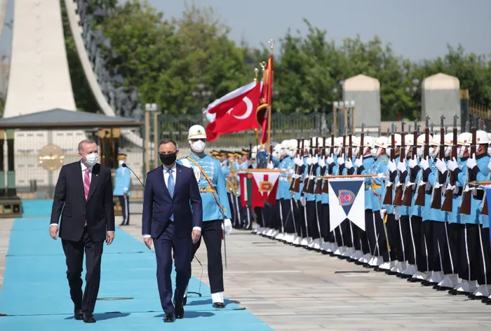 Son dakika: Polonya Cumhurbaşkanı Andrzej Duda Ankara'da! Başkan Erdoğan Külliye'de resmi törenle karşıladı - 5