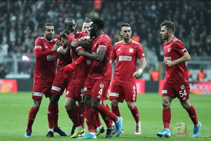 Erman Toroğlu: Fatih Terim tribünlere oynuyor! Başka şansı yok 21