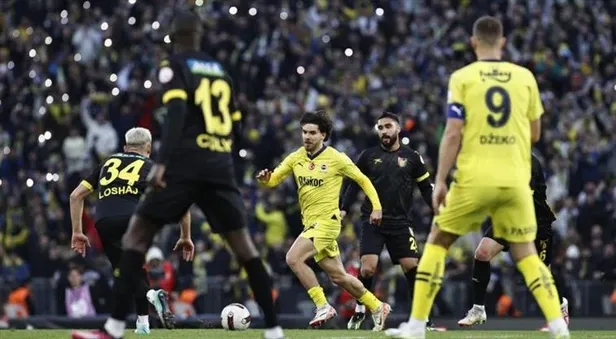 Fenerbahçe 6-0 İstanbulspor: FB İstanbulspor canlı maç özeti! Sarı Kanarya şampiyonluğa veda etti