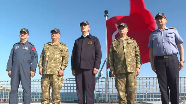 Son dakika | Milli Savunma Bakanı Hulusi Akar'dan dikkat çeken terörle mücadele açıklaması - 3