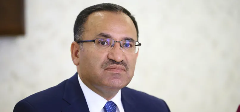 Bozdağ: Tek tip kıyafet KHK ile yapılabilir