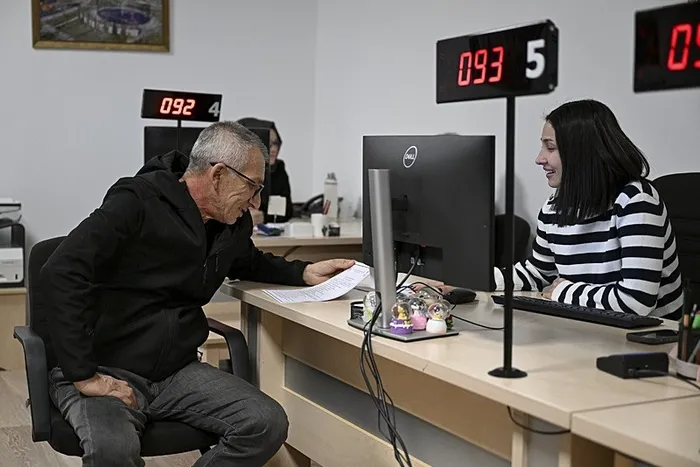 son-dakika-toki-500-bin-konut-kampanyasina-basvuran-kisi-sayisi-belli-oldu-1764229636268.jpeg ʺYüzyılın Konut Projesiʺ vatandaşlardan ilgi gördü (AA)