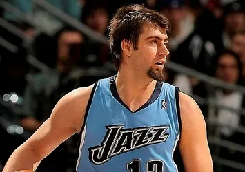Mehmet Okur yeniden NBA'de
