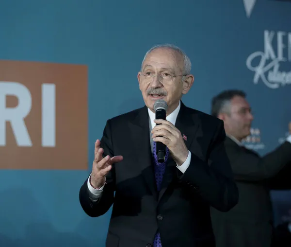 Kılıçdaroğlu'ndan terörü öven Muharrem Erkek'e bakanlık ödülü - 3