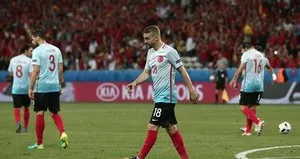 FIFA sıralamasında Türkiye geriledi!