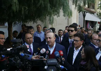 Dışişleri Bakanı Mevlüt Çavuşoğlu'ndan Hollanda'nın skandal kararına sert tepki