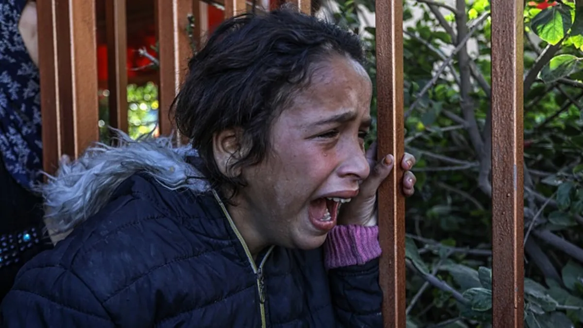 Sözler kifayetsiz! Siyonist İsrail her bir saatte 2 çocuk öldürüyor