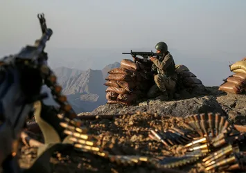 MSB: Habur’da 1 PKK’lı terörist teslim oldu