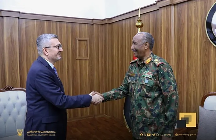 turkiyeden-afrikada-baris-diplomasisi-150-bin-kisinin-can-verdigi-savasi-turkiye-bitirecek-1736230799409.jpg Dışişleri Bakan Yardımcısı Burhanettin Duran, Sudan'da Egemenlik Konseyi Başkanı Abdulfettah el-Burhan, Dışişleri Bakanı Ali Yusuf el-Şerif, Maliye ve Ekonomik Planlama Bakanı Cibril İbrahim ile bir araya geldi. (IHA)