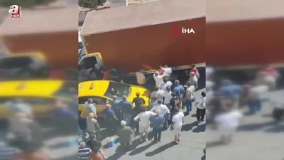Maltepe’de yol verme kavgası kamerada