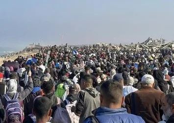 Katil devlet İsrail'in Gazze planı çöktü! 300 bin kişi evlerine geri dönüyor