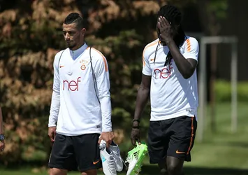 Galatasaray Başkanı Dursun Özbek çileden çıkaran kare!