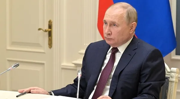 Karadeniz’de savaş çanları yükseliyor! İşte dakika dakika Rusya - Ukrayna krizinde yaşanan gelişmeler | Ukrayna’da OHAL ilan edildi