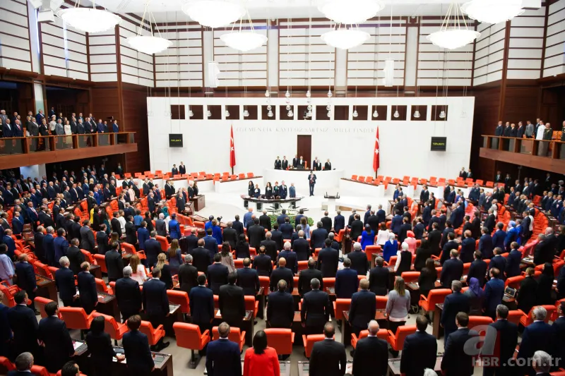 Tek tip askerlik geliyor! Bakan Akar'dan son dakika tek tip askerlik açıklaması Askerlik süresi ne zaman kısalacak? 10