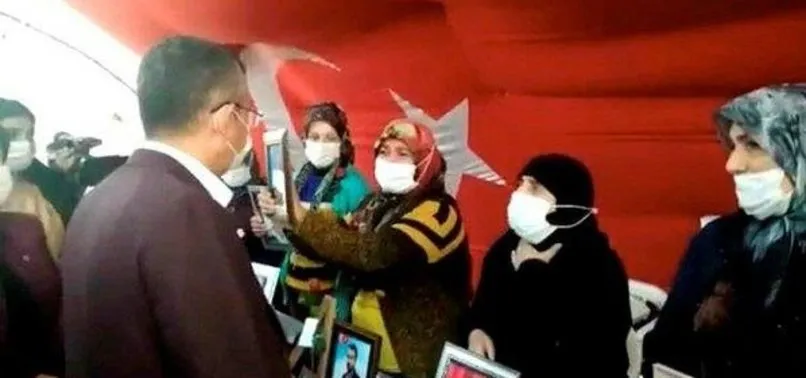 Diyarbakır Anneleri'nden CHP'li Özgür Özel ve Sezgin Tanrıkulu'na sert tepki