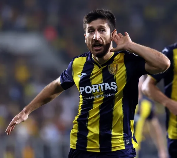 baskentte-gol-duellosu-besiktas-durdurulamiyor-1662324301353.jpg Başkent'te gol düellosu! Beşiktaş durdurulamıyor! - 3