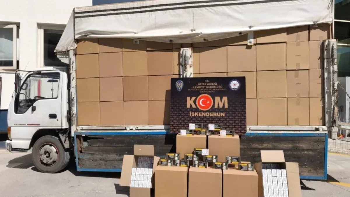 Hatay'da 2 milyon 760 bin adet gümrük kaçağı makaron ele geçirildi