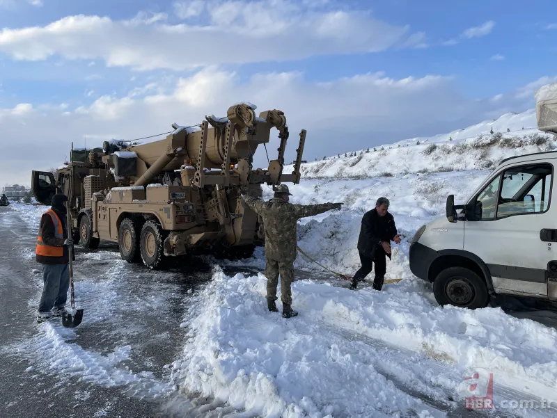 Gaziantep'te son durum nasıl? Yol temizleme çalışmalarından yeni görüntüler 15