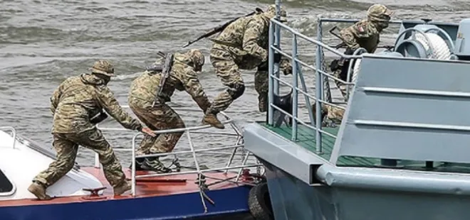 Rusya, Kuzey Kore gemisine el koydu!