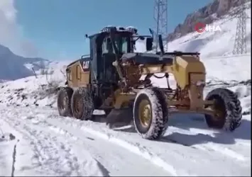 Şırnak'ta kapalı 9 köy yolu ulaşıma açıldı