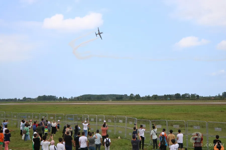 HÜRKUŞ ile Akıncı kol uçuşu yaptı! Selçuk Bayraktar'dan havacılık tarihinde bir ilk 7