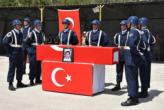 MSB'den şehit güvenlik korucusu Kerem Mehmetoğlu için başsağlığı mesajı - 3