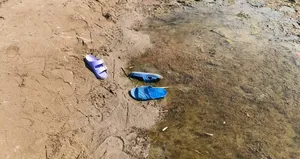 Önce terlikleri sonra cansız bedenleri bulundu