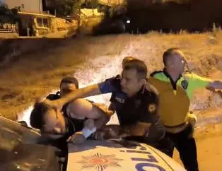 Orman yangınıyla ilgili başlatılan soruşturmada dikkat çeken gelişme yaşandı. Aracında benzin bidonları bulunan ve FETÖ soruşturması kapsamında ihraç edildiği iddia edilen eski asker U.A., vatandaşların ihbarı üzerine gözaltına alındı. Yangın sırasında yaralandığını öne süren şüpheliyi linç etmek isteyen öfkeli kalabalık, polis müdahalesiyle güçlükle sakinleştirildi.